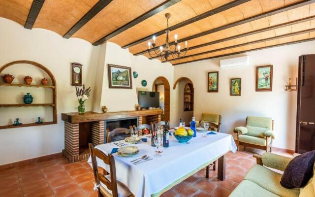 Casa Jose Manuel El Gastor by Ruralidays