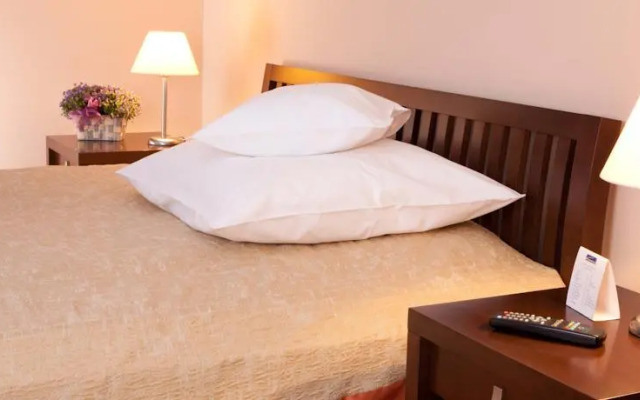 Rezydencja Belweder-Klonowa