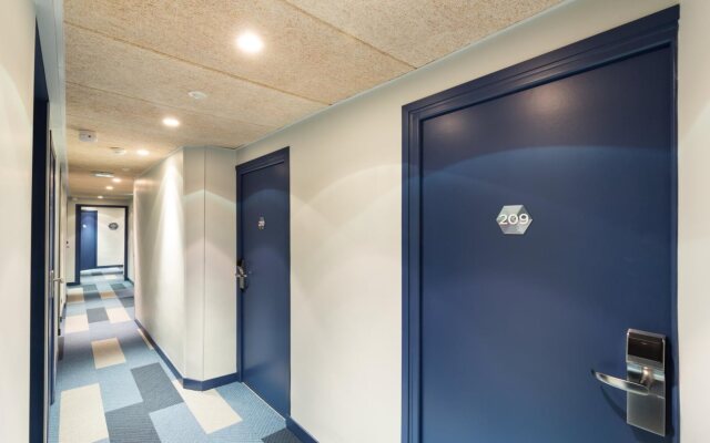 Hostel Ozz Nice