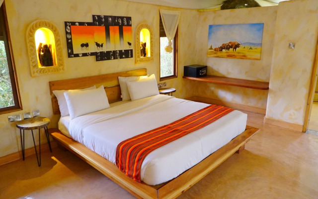 PrideInn Mara Camp & Cottages
