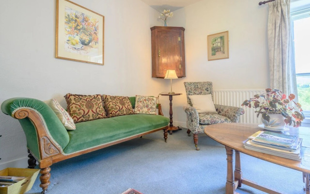 Mill Brow Apartment