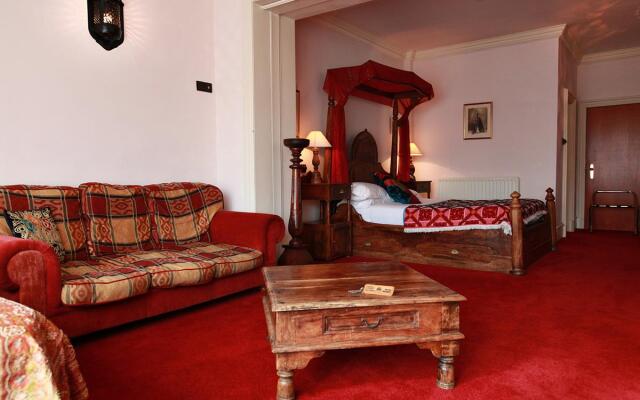 iHoliday Hotel
