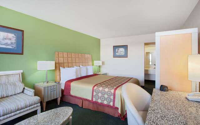 Days Inn by Wyndham Greeneville