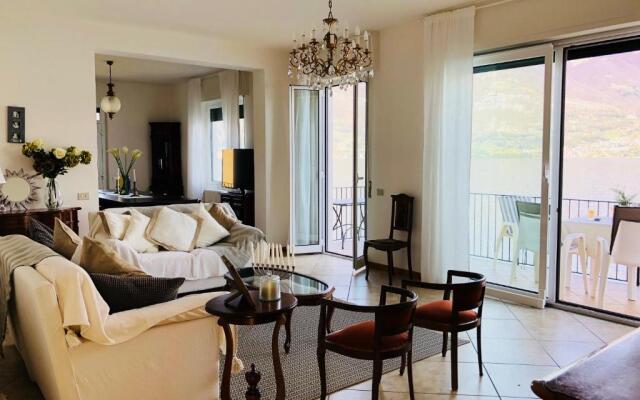 Como Lake view House