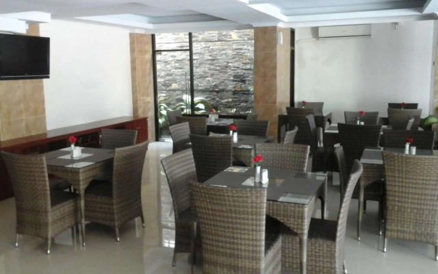 Maranatha Grand Hotel