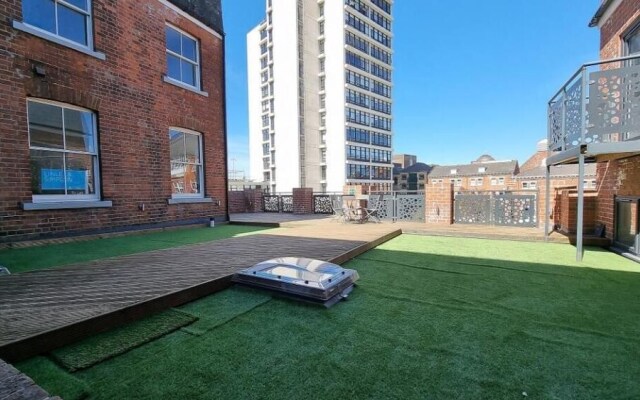 HU1 Triplex City Centre Gem sleeps 6 H7