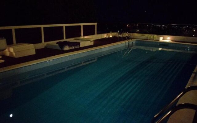 Panorama Penthouse & Studios