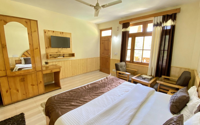 Hotel Purnima River View