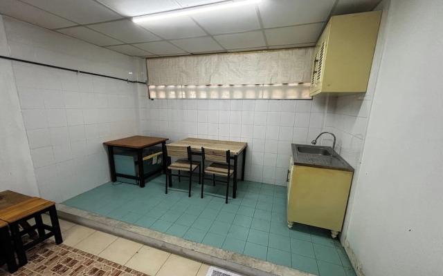 Sukhum Sukhumvit-Onnut Guest House