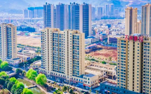 Canghai Yayuan Hotel