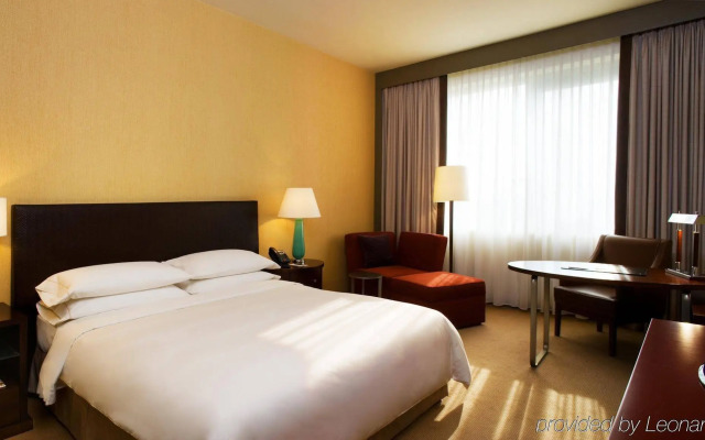 Sheraton Poznan Hotel