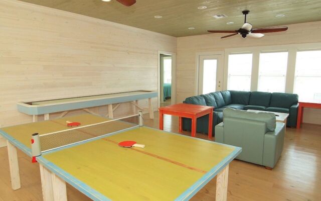 Beach Club Clubhouse 2