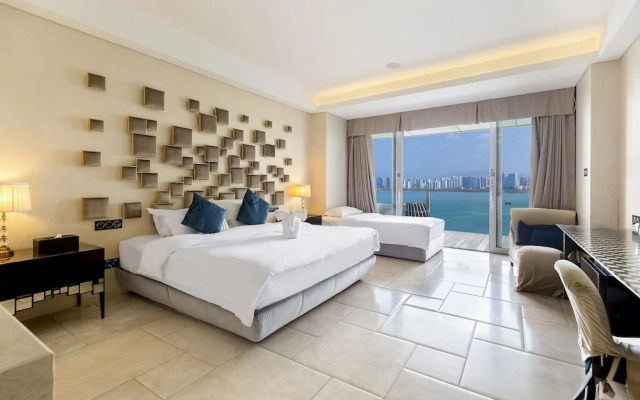 Yuejia Sea Apartment Phoenix Island