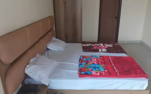 Hotel Awadh Grand