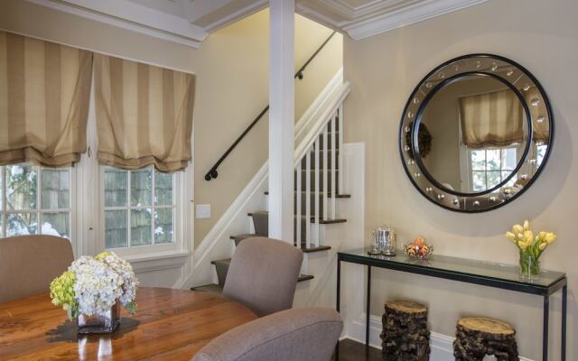 The 1770 House Restaurant & Inn