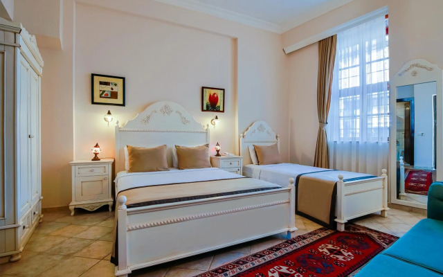 La Paloma Hotel