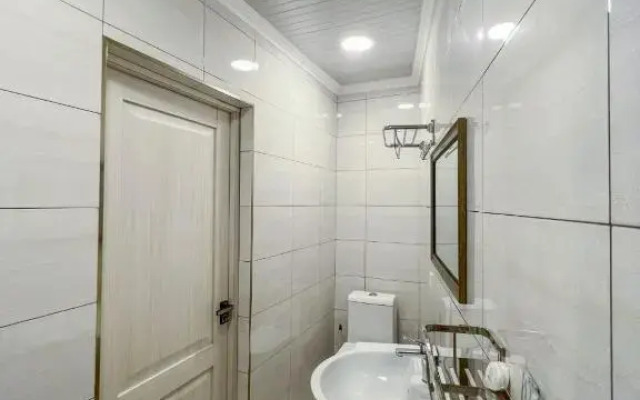 East House Hotel