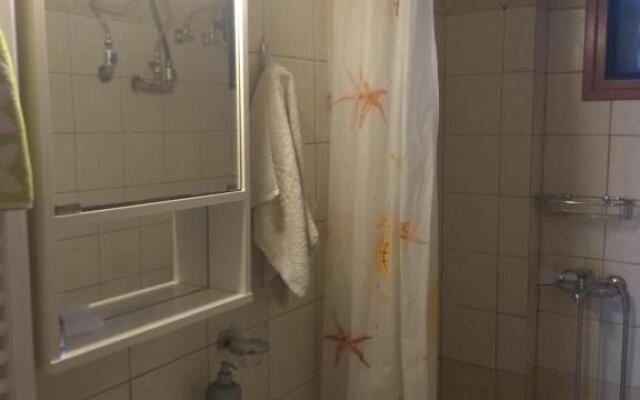Ioannis Stagkonis Apartment