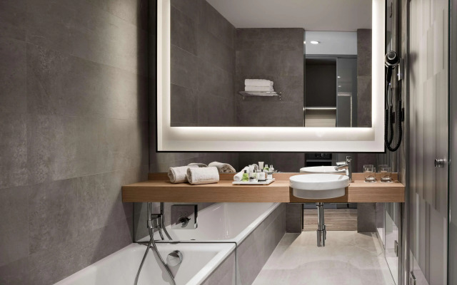 NH Collection Madrid Suecia