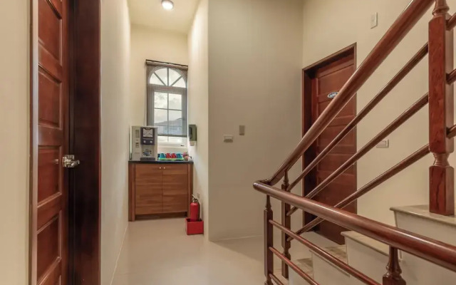 Bear In Love with Jenny B&B