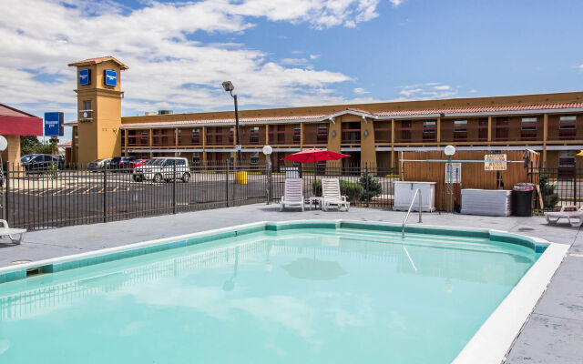 Americas Best Value Inn Denver