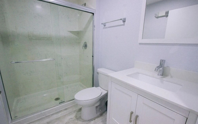 Vistalmar King Deluxe - One Bedroom Apartment