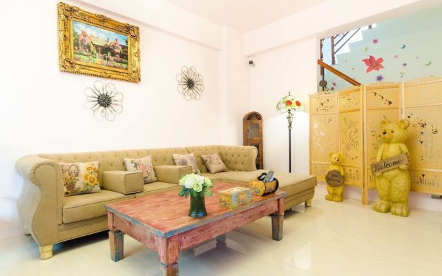 Moli Homestay