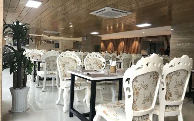 Imperial Saigon Hotel