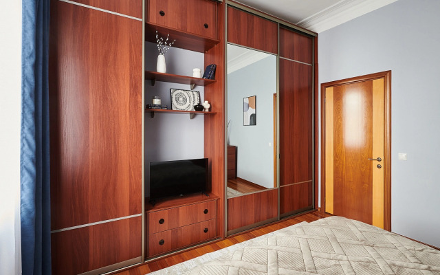 GM Б.Садовая, д.1