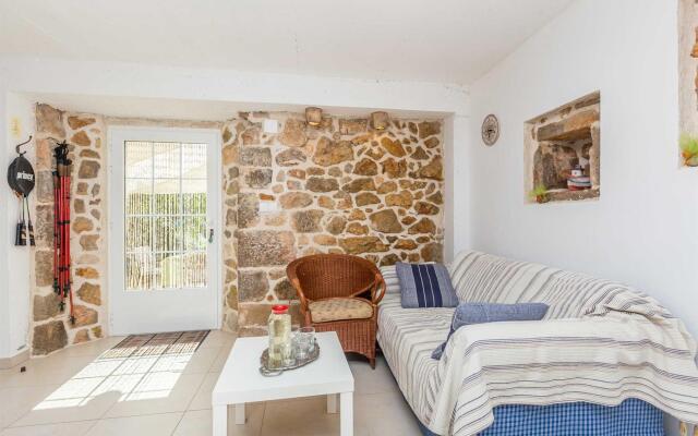 Holiday House Lara 04401