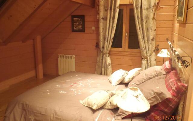 Le Chalet du Pont des Fées - Sauna & SPA