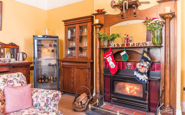 Ashton Gate Guest House