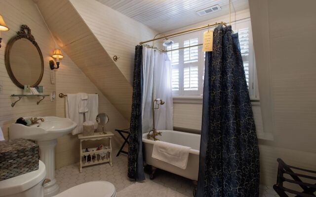 The Black Walnut B & B Inn