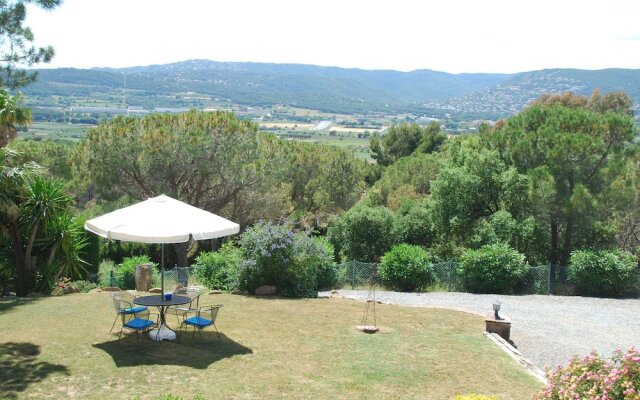 Magnificent Villa in Calonge With Terrace