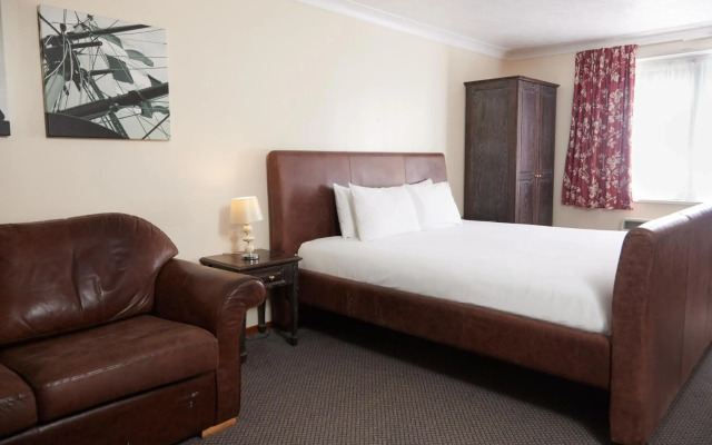 The Farmhouse  Innlodge