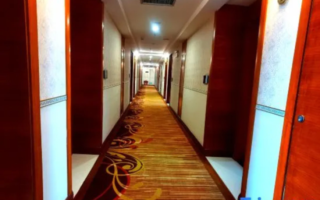 New Ouyi Hotel