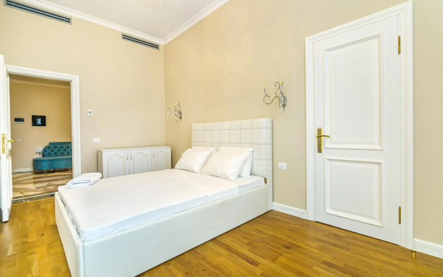 Buta Place VIP House 904