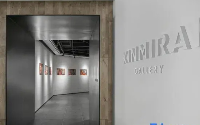 Kinmirai Gallery Hostel（Chunxi Road Taiguli store）