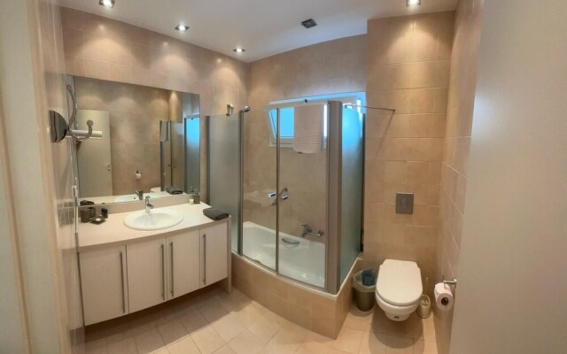 Charming Old North near Park by FeelHome