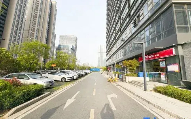 Multi-Bedroom Homestay (Luogang Park Lakeside Exhibition Center Metro Station Branch)