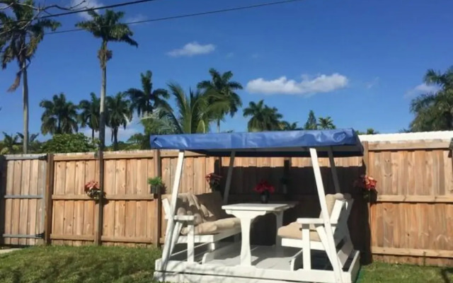 4BR, 4BA House Beach, Entertainment, Nightlife