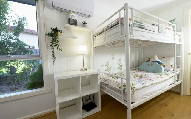 Rosebud Pet-Friendly Beach Holiday House