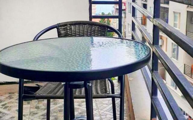 Real Palace Apartment