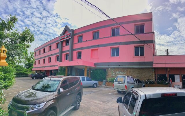 Phimai Inn Hotel