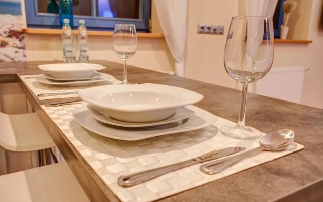 Five Stars Apartments