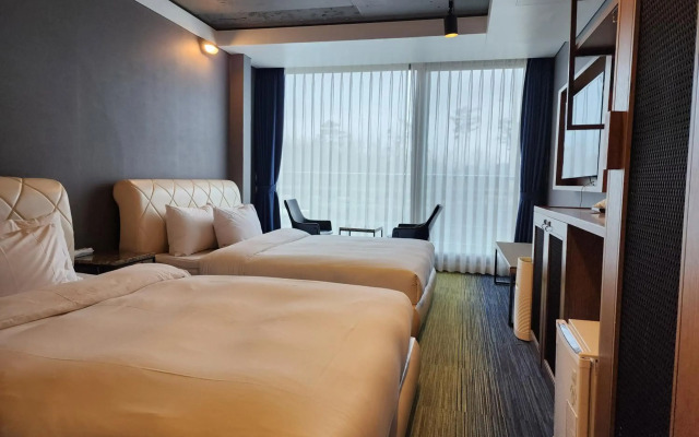 Jeju Marevo Beach Hotel