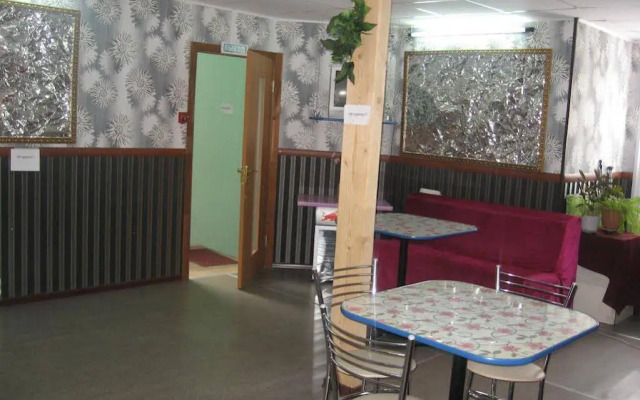 Zhit Khorosho Hostel