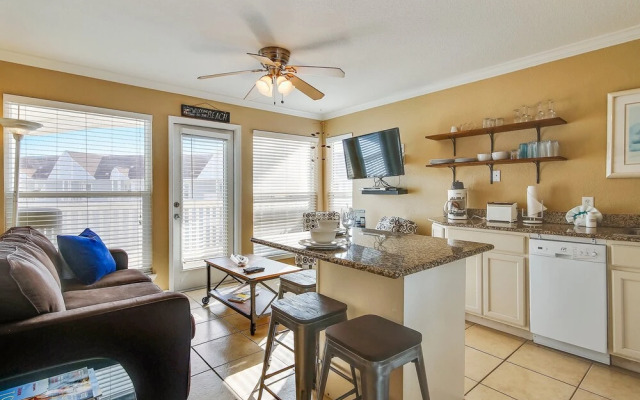 Seascape 2305 1 Bedroom Condo by RedAwning