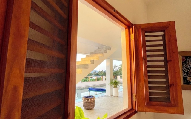 Casa flor vista al mar