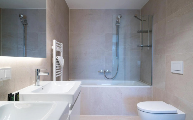 Vienna Residence, Marina Tower - Danube